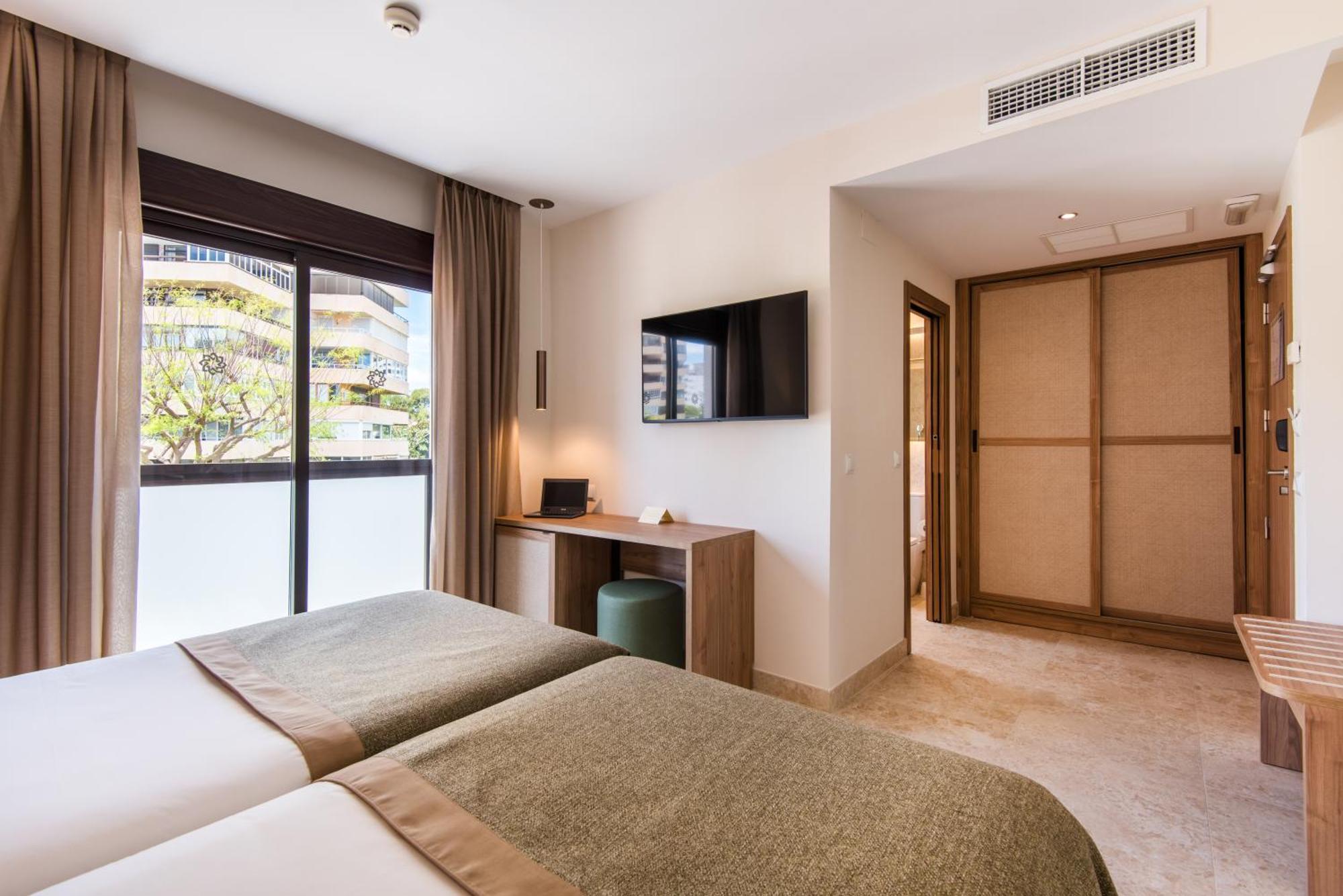 Hotel Tarik Torremolinos Exteriör bild