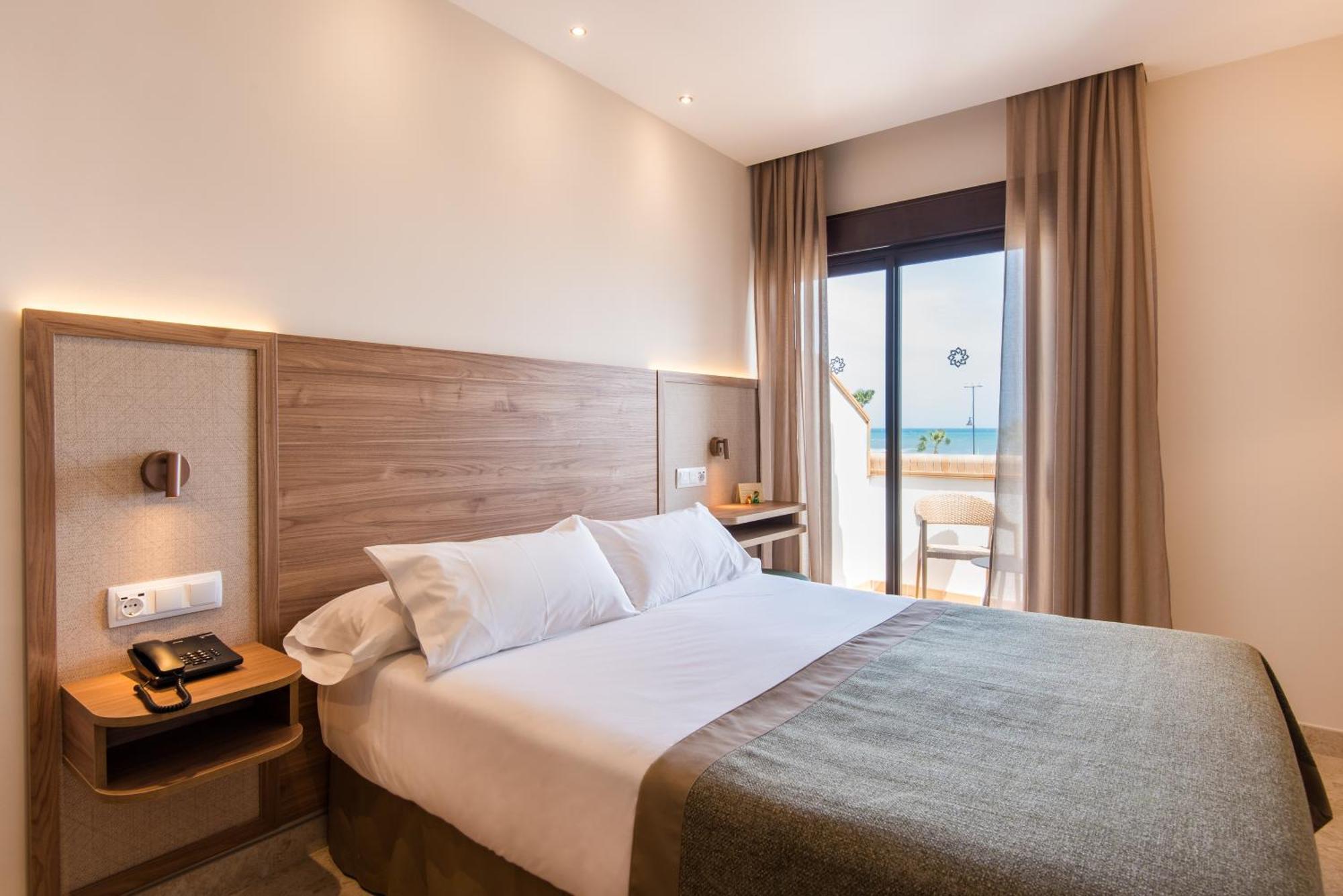 Hotel Tarik Torremolinos Exteriör bild